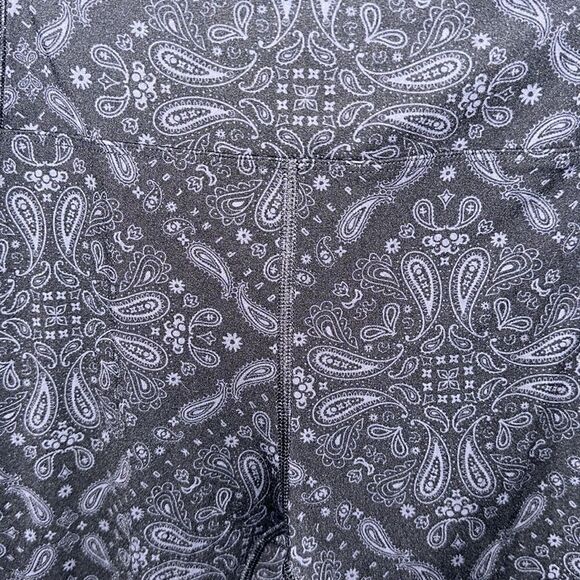 Womens Pink Sport Paisley Leggings Small - Picture 3 of 4